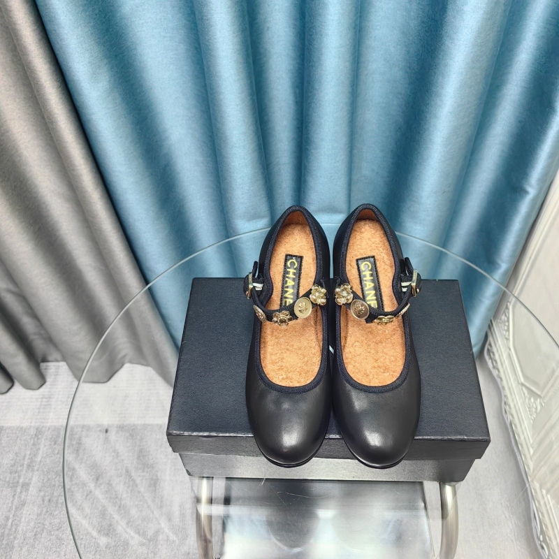 Ch*el high heels